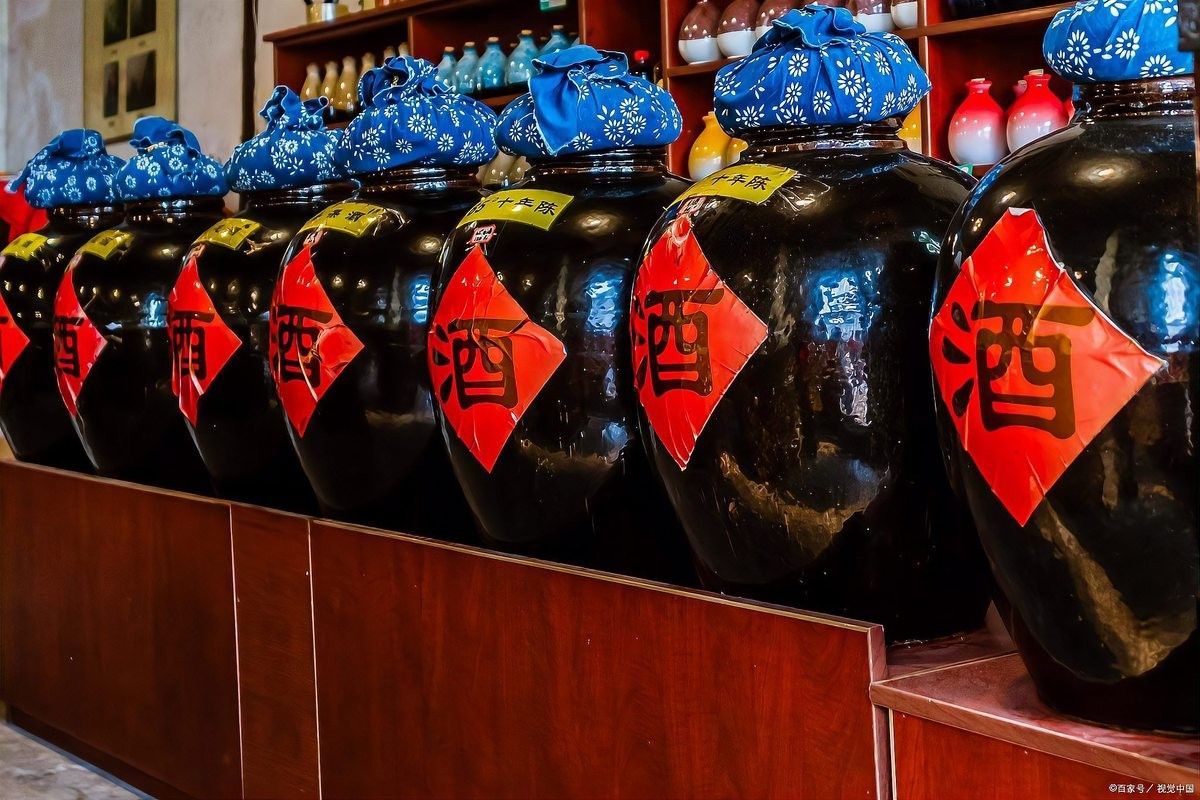 金龍魚白酒的口感如何（金龍魚白酒有哪些獨特之處金龍魚白酒的釀造工藝是怎樣的） 金龍魚白酒的口感如何（金龍魚白酒有哪些獨特之處金龍魚白酒的釀造工藝是怎樣的） 龍魚百科 第10張