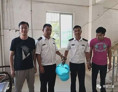 好的紅龍魚多少錢一條:紅龍魚的價格范圍、選購技巧以及飼養(yǎng)要點 觀賞魚百科 第3張 好的紅龍魚多少錢一條:紅龍魚的價格范圍、選購技巧以及飼養(yǎng)要點 好的紅龍魚多少錢一條:紅龍魚的價格范圍、選購技巧以及飼養(yǎng)要點 觀賞魚百科 第3張