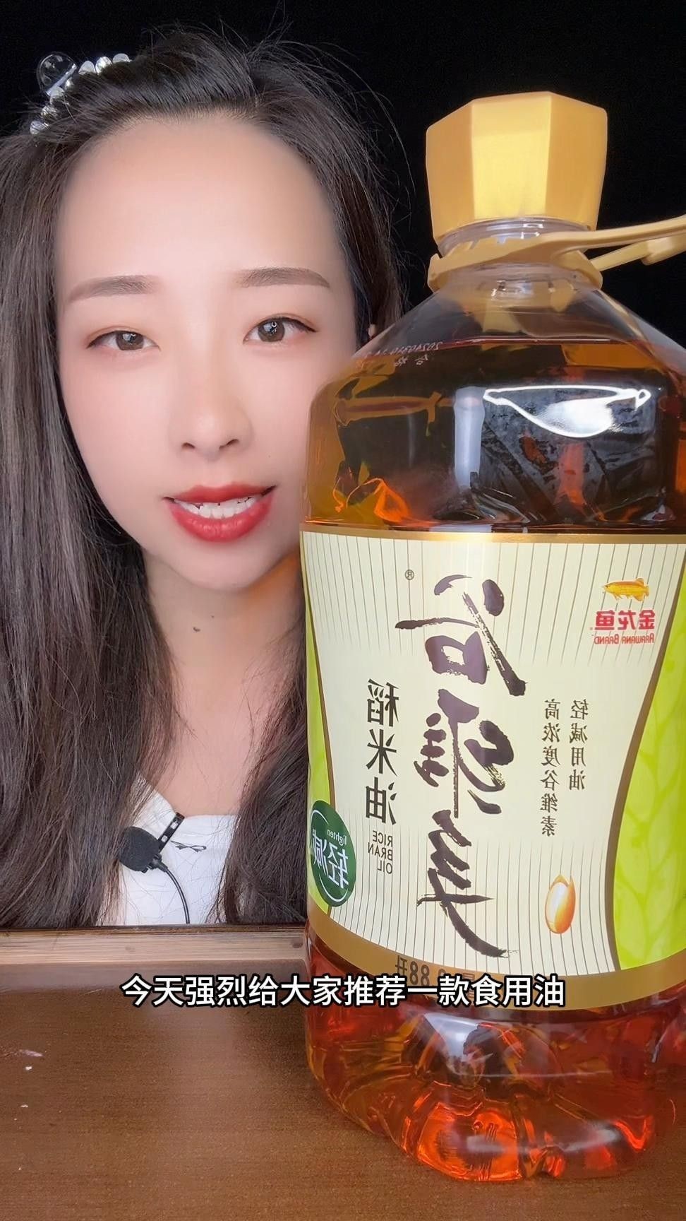 寧國金龍魚最忌三種食物（寧國金龍魚最忌三種食物是高糖、高蛋白以及含有人工色素的食物）