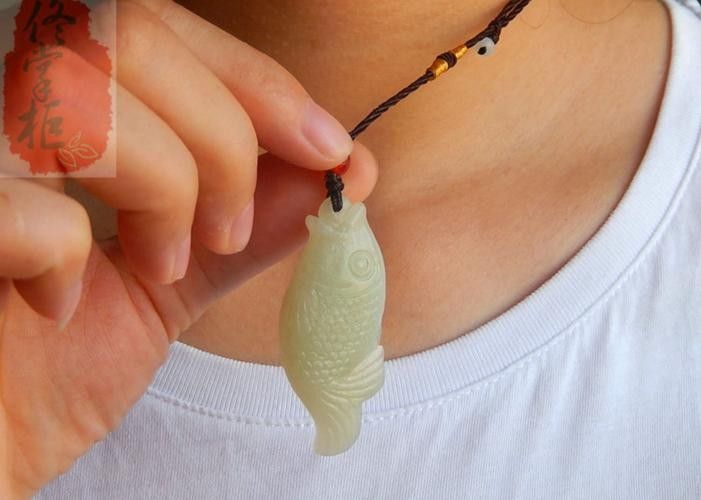 如何挑選高質量的龍頭魚身掛件（手把手教你判斷龍頭掛件怎么選） 如何挑選高質量的龍頭魚身掛件（手把手教你判斷龍頭掛件怎么選） 龍魚百科 第13張