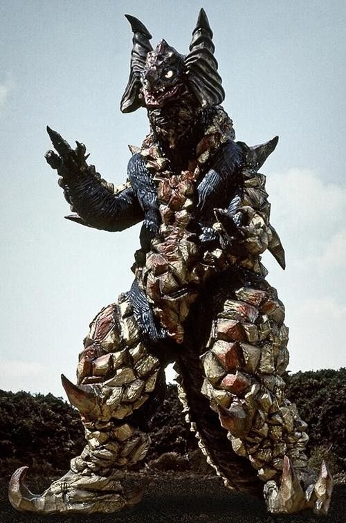 戈爾德拉斯金龍（《迪迦奧特曼》中的超力怪獸——戈爾德拉斯金龍） 戈爾德拉斯金龍（《迪迦奧特曼》中的超力怪獸——戈爾德拉斯金龍） 觀賞魚百科 第2張