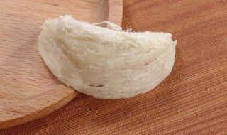 金龍魚吊墜:佩戴金龍魚吊墜有哪些注意事項(xiàng)? 觀賞魚百科 第2張 金龍魚吊墜:佩戴金龍魚吊墜有哪些注意事項(xiàng)? 金龍魚吊墜:佩戴金龍魚吊墜有哪些注意事項(xiàng)? 觀賞魚百科 第2張
