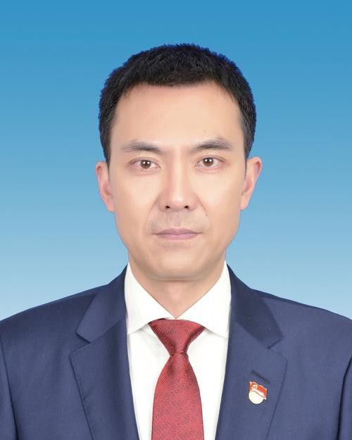 郫都區黃金龍個人資料