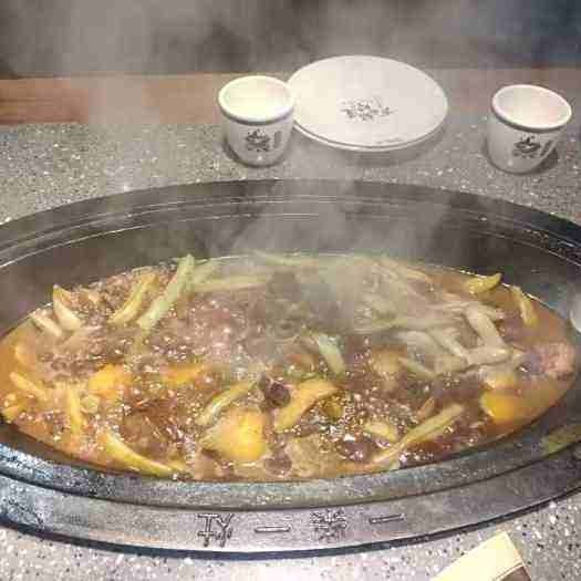 沈陽鐵西區(qū)鐵鍋燉魚館哪家好？，沈陽鐵西區(qū)口碑不錯(cuò)的鐵鍋燉魚館，人均消費(fèi)約90元