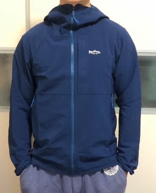 形logo衣服牌子是一種以魚為設計元素的服裝品牌介紹，以魚形logo聞名的服裝品牌介紹 形logo衣服牌子是一種以魚為設計元素的服裝品牌介紹，以魚形logo聞名的服裝品牌介紹 觀賞魚百科 第1張