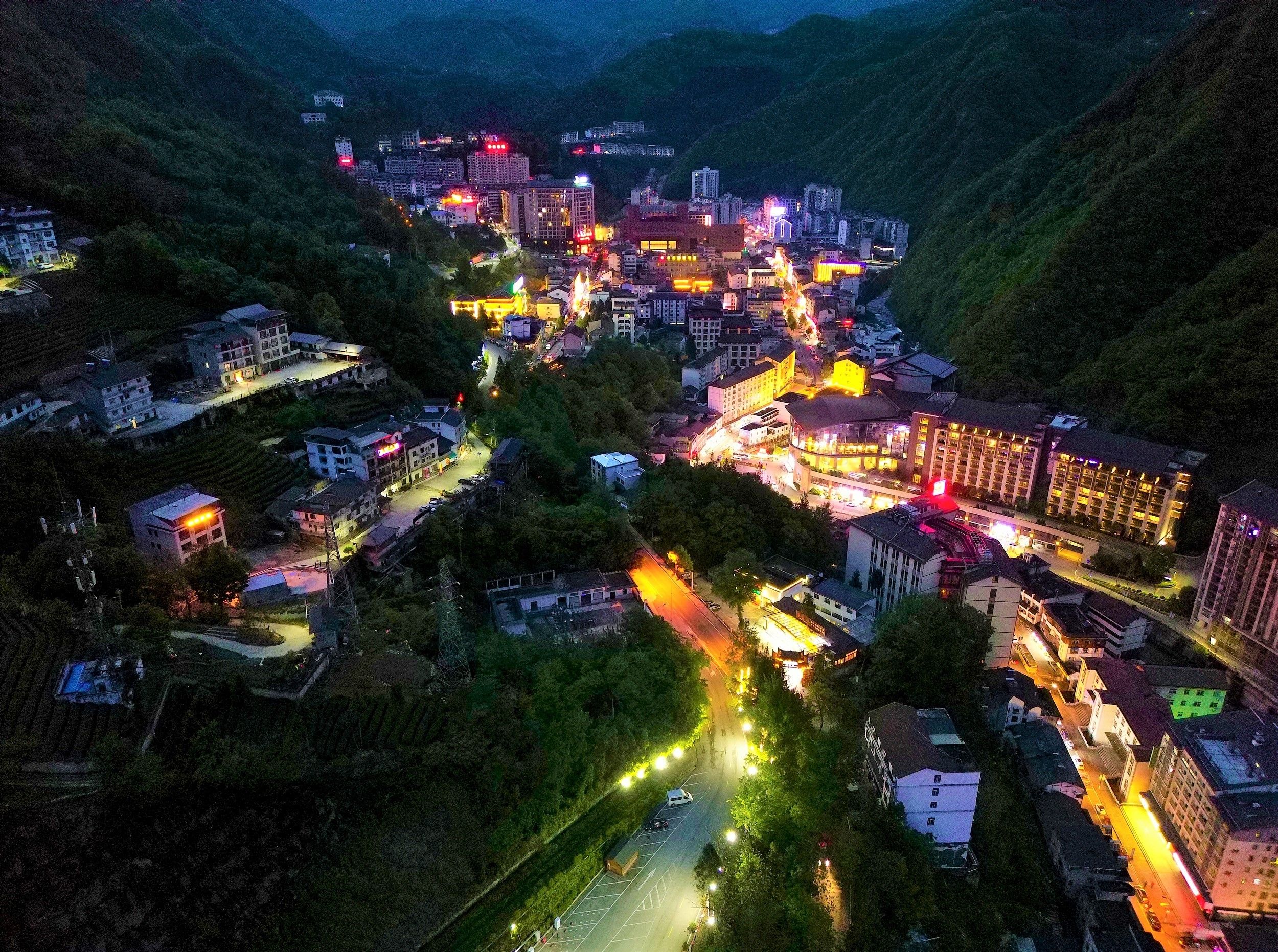 湖南這2條線路獲全國推介，快收藏→2025年桃源鄉(xiāng)村，《桃源鄉(xiāng)村》的主角是誰？