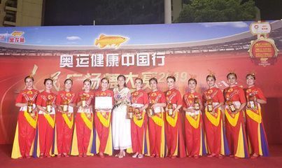 龍魚最適合用什么顏色的燈養（關于龍魚最適合用什么顏色的燈養）