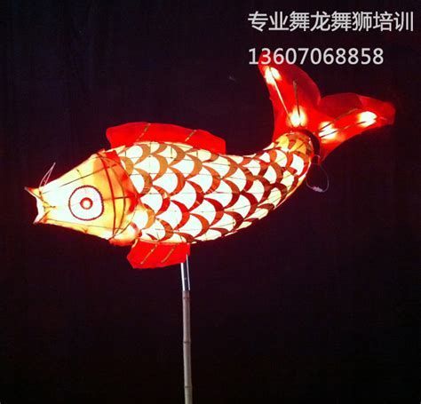 龍魚燈照的藝術魅力（探索龍魚燈照的奧秘）