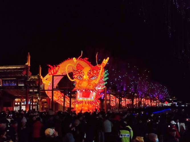 2024年龍魚燈會(huì)有哪些特色活動(dòng)？（024年龍魚燈會(huì)將于農(nóng)歷正月十五舉行上海豫園燈會(huì)攻略）