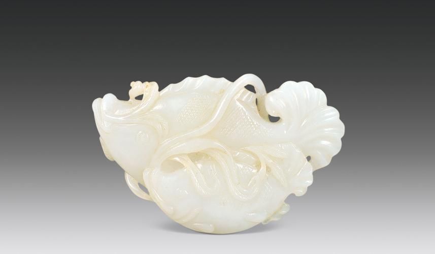 推薦幾款經典的玉龍魚擺件（《龍騰四海》玉龍魚擺件推薦：《龍騰四海》玉龍魚擺件） 推薦幾款經典的玉龍魚擺件（《龍騰四海》玉龍魚擺件推薦：《龍騰四海》玉龍魚擺件） 龍魚百科 第9張