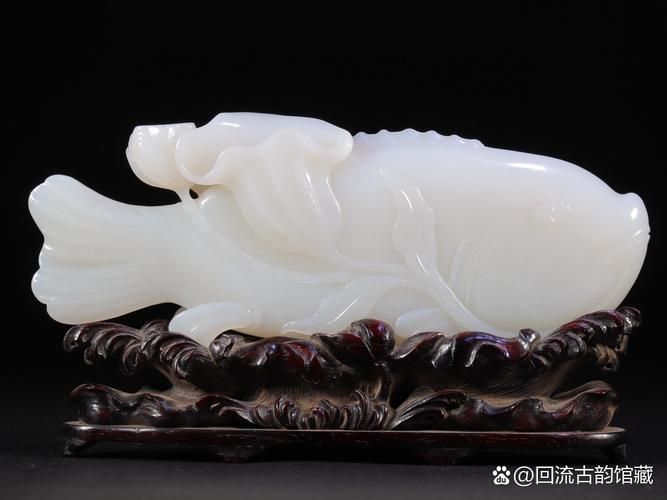 推薦幾款經典的玉龍魚擺件（《龍騰四海》玉龍魚擺件推薦：《龍騰四海》玉龍魚擺件） 推薦幾款經典的玉龍魚擺件（《龍騰四海》玉龍魚擺件推薦：《龍騰四海》玉龍魚擺件） 龍魚百科 第10張