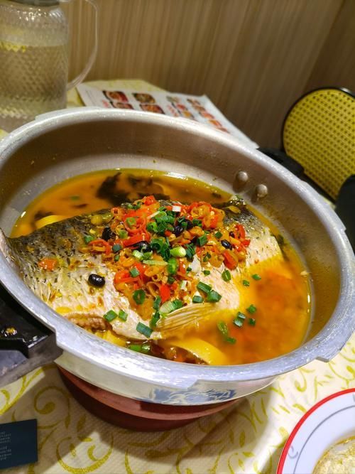 福州龍魚火鍋的價格范圍（福州龍魚火鍋有哪些特色配菜推薦，福州龍魚火鍋價格親民）
