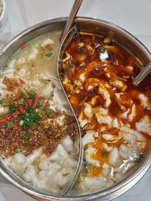 推薦幾家徐家匯地區的特色龍魚火鍋店（徐家匯龍鳳閣龍魚火鍋店：徐家匯老街龍魚火鍋店）