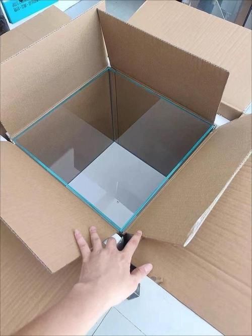 如何判斷魚缸的質(zhì)量好壞？（如何判斷魚缸的質(zhì)量好壞）