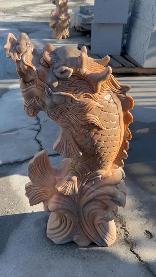 哪里可以找到高清的石雕龍魚圖片？（如何找到高清的石雕龍魚圖片？）