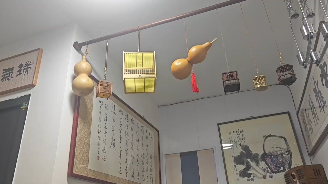 祝各位魚友新年快樂（新年之際，我們向所有熱愛釣魚的朋友們致以最誠摯的祝福）