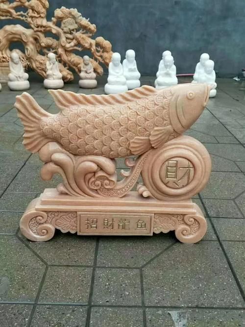 有沒有不同風(fēng)格的石雕龍魚圖片？（不同風(fēng)格的石雕龍魚圖片）