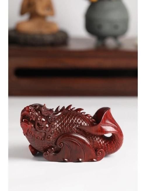 龍頭魚擺件有哪些材質，龍頭魚擺件主流材質詳解