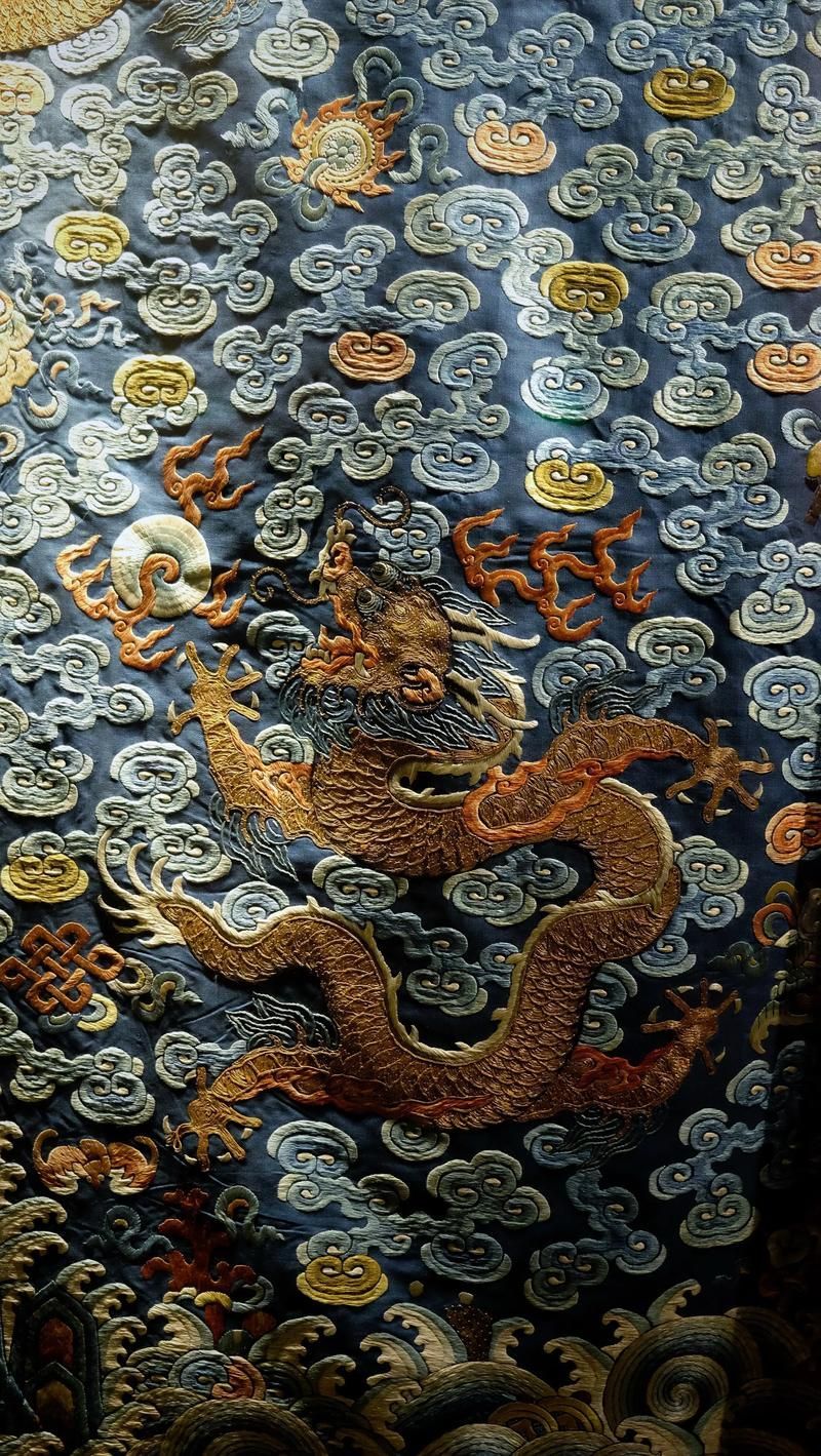 如何確認(rèn)金龍圖片的版權(quán)授權(quán)，金龍圖片版權(quán)授權(quán)
