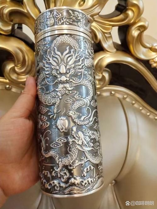 如何鑒別九龍銀杯的真偽，九龍銀杯的真偽鑒別方法：真正的九龍銀杯真偽鑒別方法