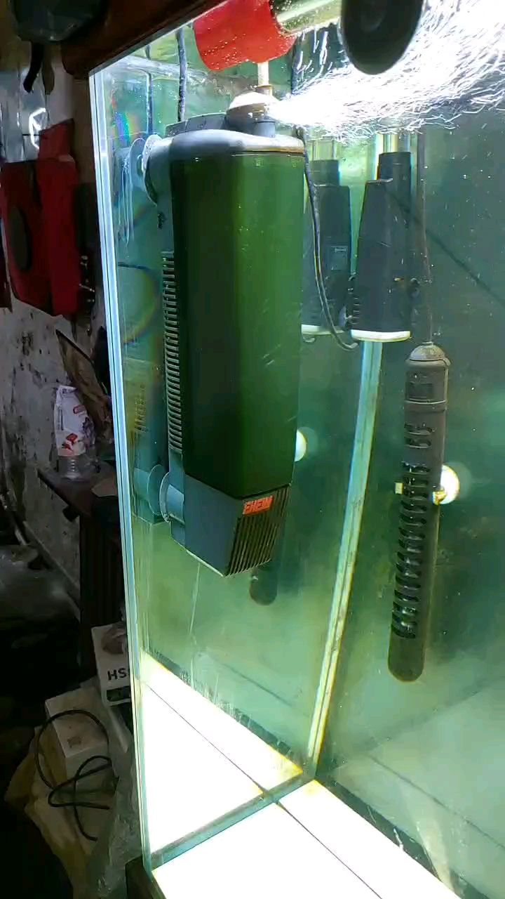 新的內置過濾器和德克氣泵氣量超大 本人用了四個了，內置過濾器與德克氣泵