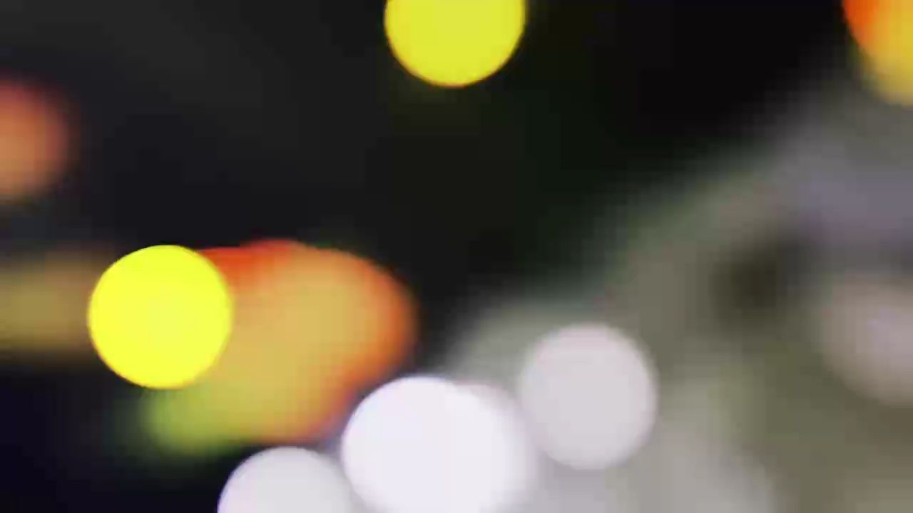 錦鯉日常，錦鯉日常，本文以“錦鯉日常”為主題，深入探討了錦鯉在自然水域中的生態習性和生活狀態