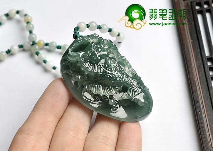 有哪些品牌制作龍頭魚吊墜，知名珠寶品牌的龍頭魚吊墜，周大福周大福周大福周大福 有哪些品牌制作龍頭魚吊墜，知名珠寶品牌的龍頭魚吊墜，周大福周大福周大福周大福 龍魚百科 第17張