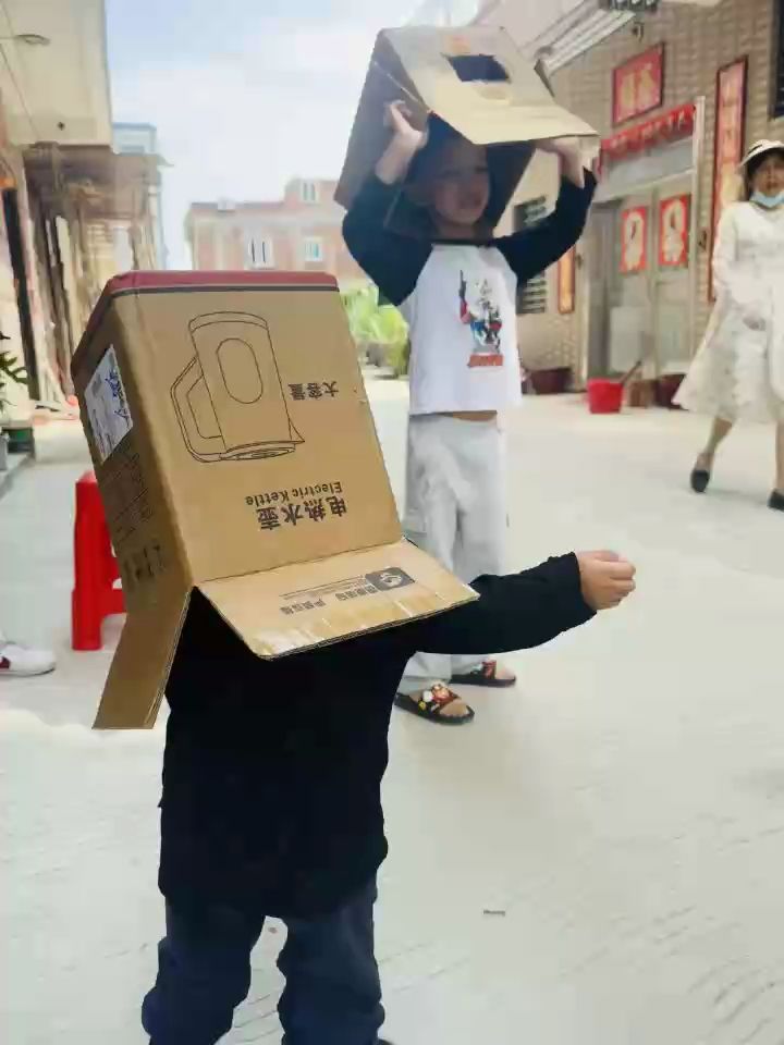 魚缸，昆weixin001評(píng)論魚缸選購(gòu)技巧及日常維護(hù)方法