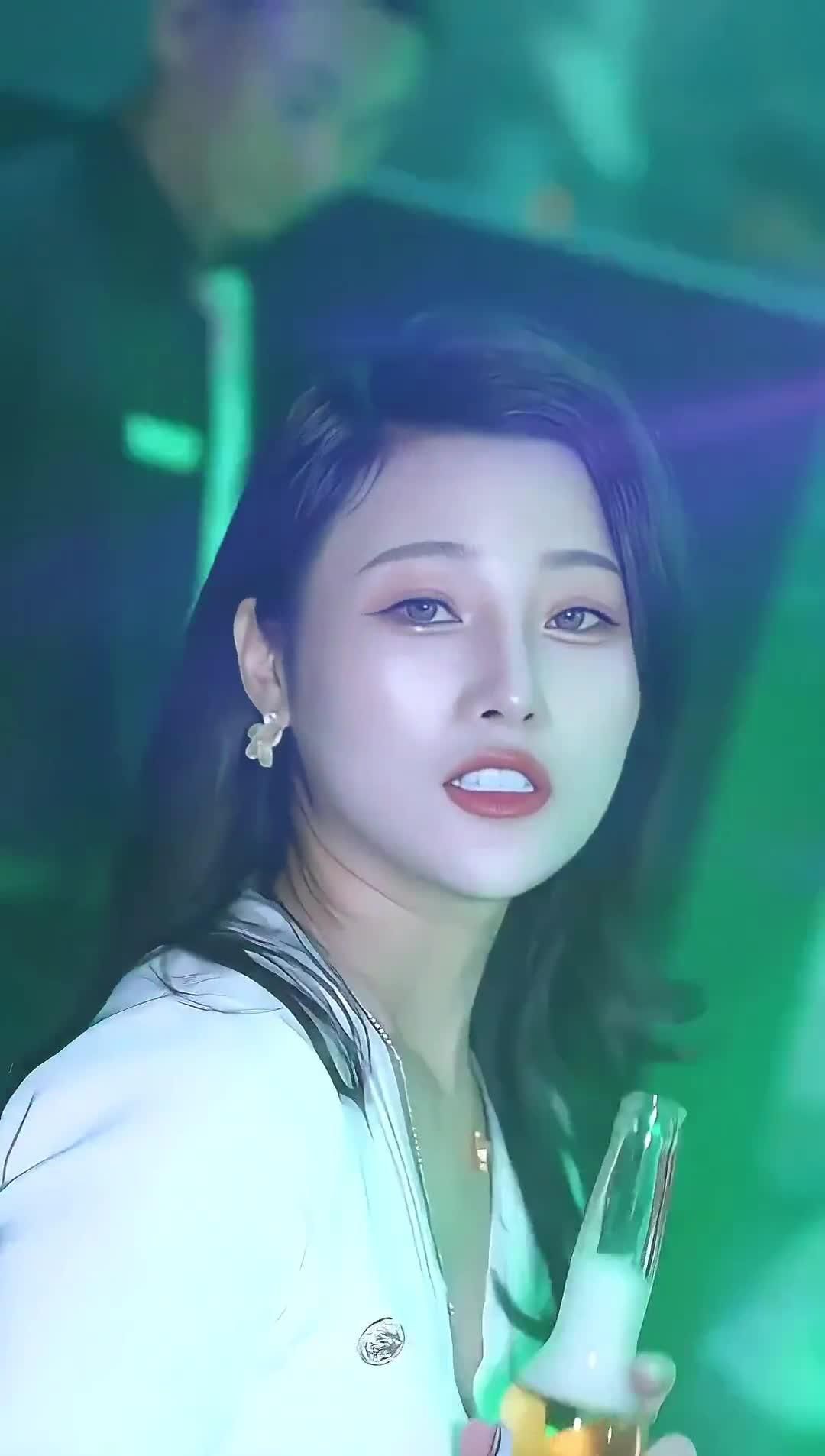 魚缸水綠了會影響魚的健康嗎？，魚缸水變綠6個原因和解決方法職業打jia人