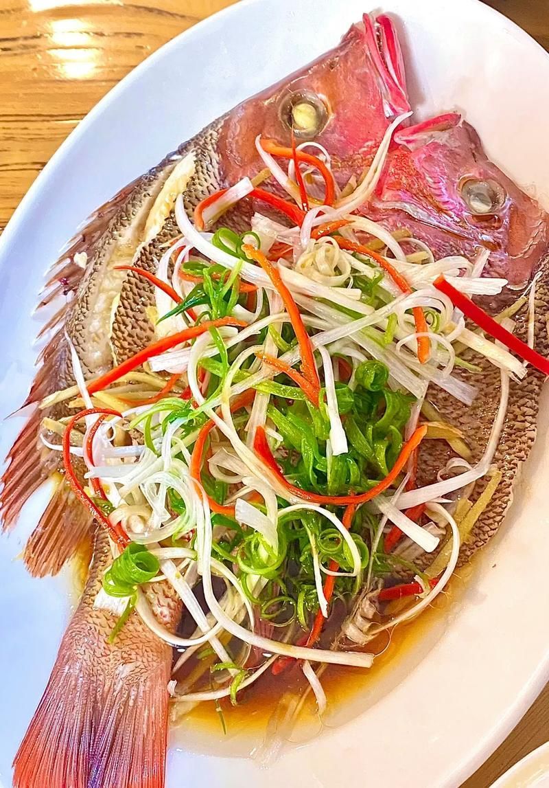 紅橋龍魚的最佳烹飪溫度，紅橋龍魚的最佳烹飪溫度要求1000字說明和配圖