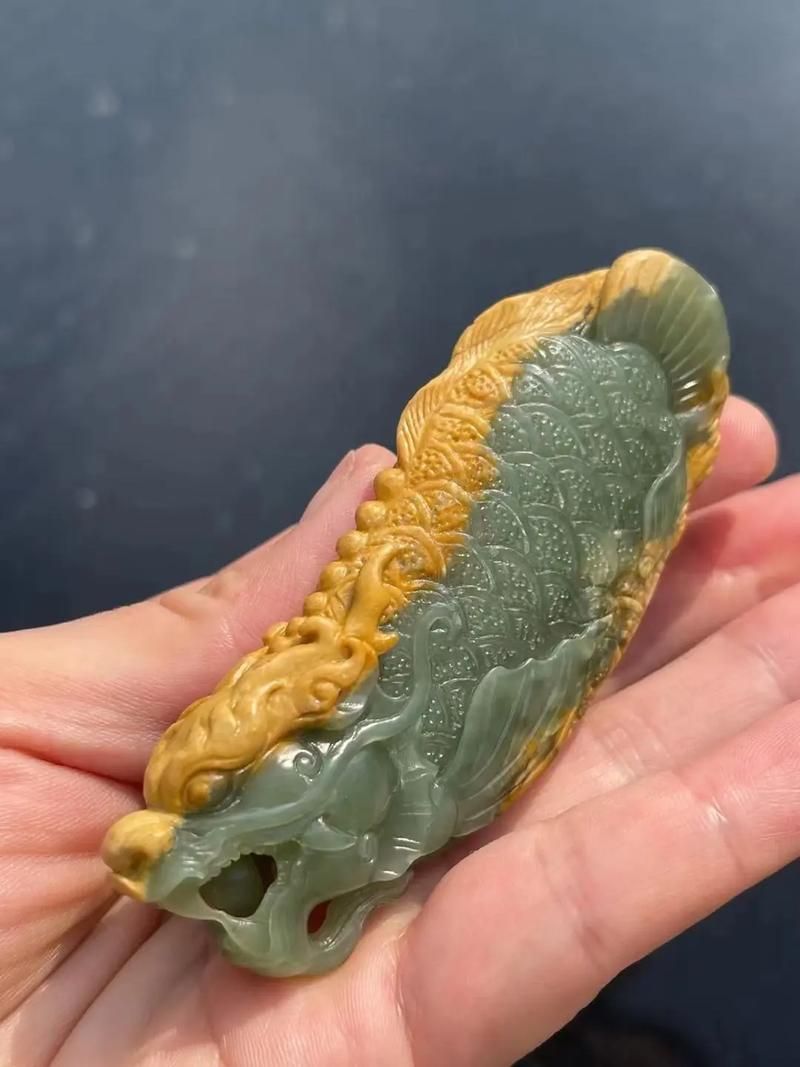 玉雕龍魚的市場價格如何，玉雕龍魚市場價格受多種因素影響，玉雕龍魚市場價格如何