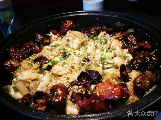 大豐收魚莊的龍魚鍋有哪些特色，豐收魚莊的龍魚鍋有哪些特色 大豐收魚莊的龍魚鍋有哪些特色，豐收魚莊的龍魚鍋有哪些特色 龍魚百科 第3張