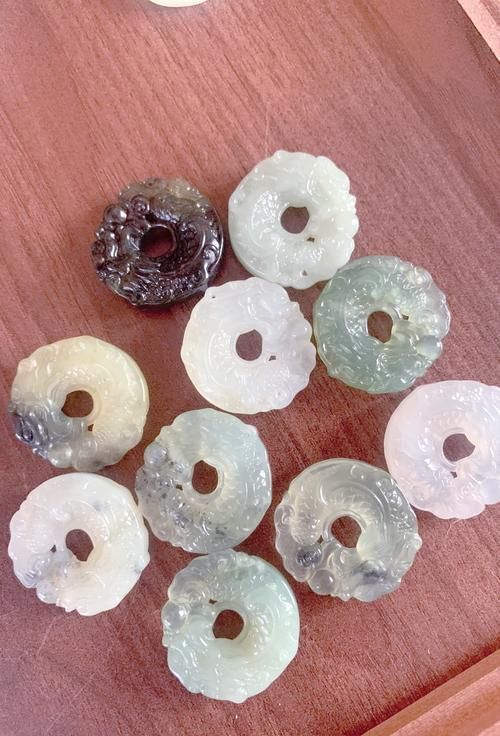 玉龍魚適合什么場合贈送 龍魚百科 第11張 玉龍魚適合什么場合贈送 玉龍魚適合什么場合贈送 龍魚百科 第11張