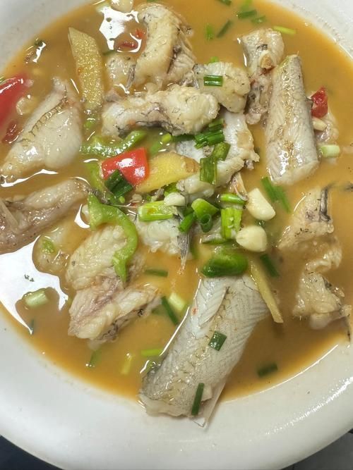 能否提供紅燒清遠龍魚的圖片，紅燒清遠龍魚的營養價值有哪些紅燒清遠龍魚的做法