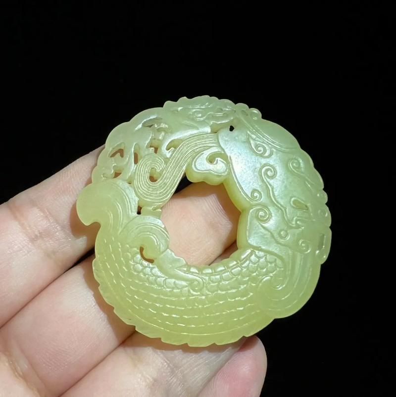 如何判斷龍魚玉佩的真假，如何判斷龍魚玉佩的真偽