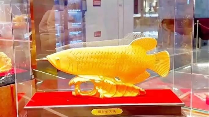 給我推薦幾款高端龍魚擺件，幾款高端龍魚擺件，寓意吉祥， 給我推薦幾款高端龍魚擺件，幾款高端龍魚擺件，寓意吉祥， 龍魚百科 第2張