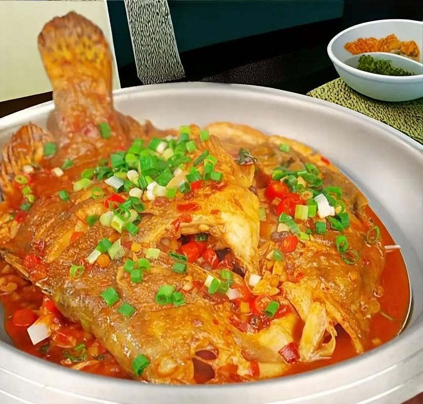 能提供香煎清遠龍魚的詳細食譜嗎，香煎清遠桂花魚