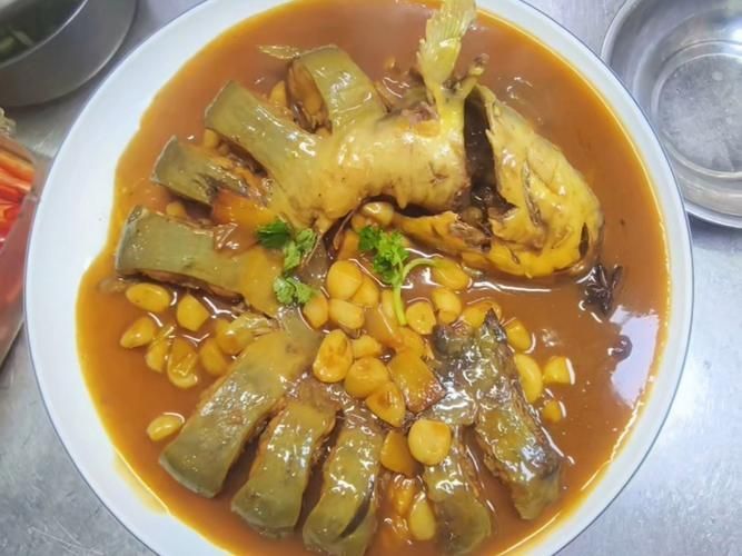 獨(dú)山龍魚和鯰魚的烹飪方法有何不同?,獨(dú)山龍魚與鯰魚的烹飪方法 龍魚百科 第8張 獨(dú)山龍魚和鯰魚的烹飪方法有何不同?,獨(dú)山龍魚與鯰魚的烹飪方法 獨(dú)山龍魚和鯰魚的烹飪方法有何不同?,獨(dú)山龍魚與鯰魚的烹飪方法 龍魚百科 第8張