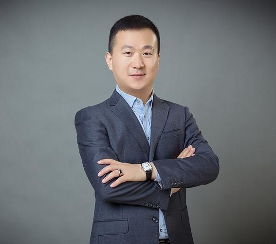 介紹一下龍魚之巔論壇的創(chuàng)始人程愛(ài)順，“龍魚之巔”論壇的創(chuàng)始人程愛(ài)順是“龍魚之巔”論壇的創(chuàng)始人