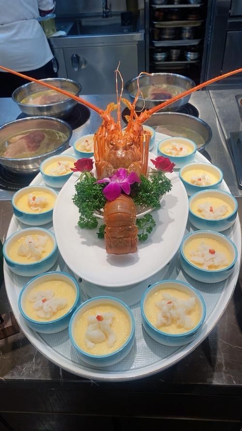 推薦一些紅橋龍魚的特色菜品，北京紅橋龍魚餐廳菜品名稱（金鱗躍龍門、龍騰四海、爆龍魚花）
