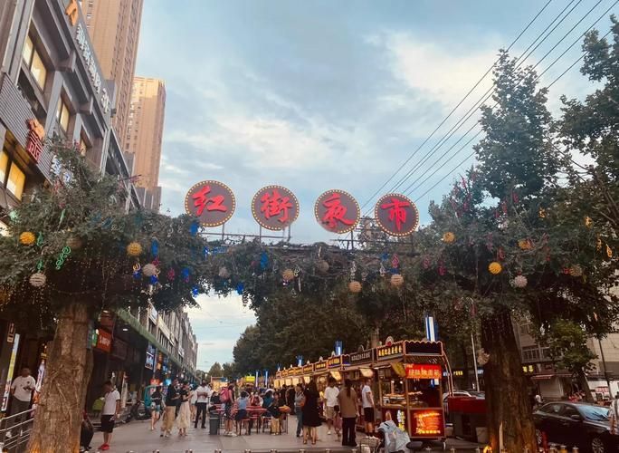 如何前往紅龍旗美食街，紅街夜市有哪些必吃的美食小吃紅街夜市有哪些必吃清單 如何前往紅龍旗美食街，紅街夜市有哪些必吃的美食小吃紅街夜市有哪些必吃清單 龍魚百科 第2張