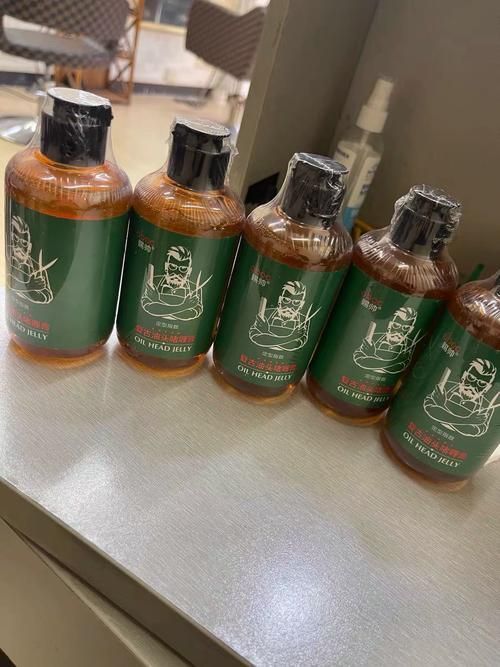 有哪些大背頭打理產(chǎn)品推薦，大背頭怎么打理