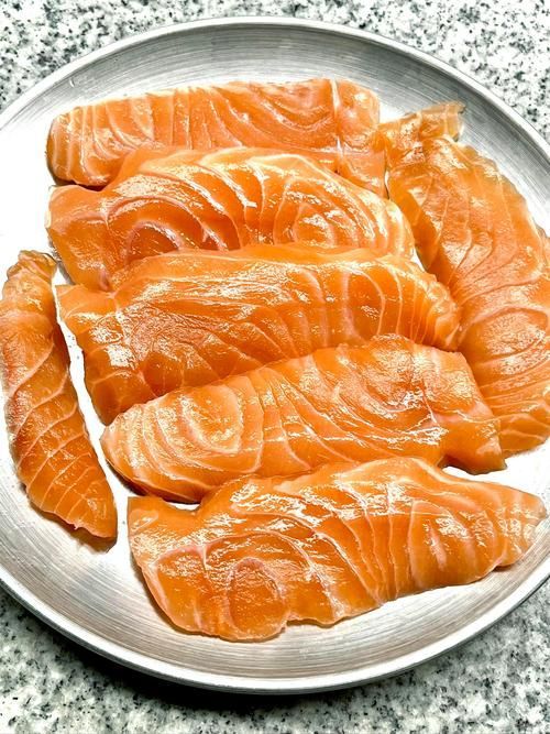 哪些魚類需要額外補充維生素,三文魚養殖技術——維生素c 龍魚百科 第5張 哪些魚類需要額外補充維生素,三文魚養殖技術——維生素c 哪些魚類需要額外補充維生素,三文魚養殖技術——維生素c 龍魚百科 第5張