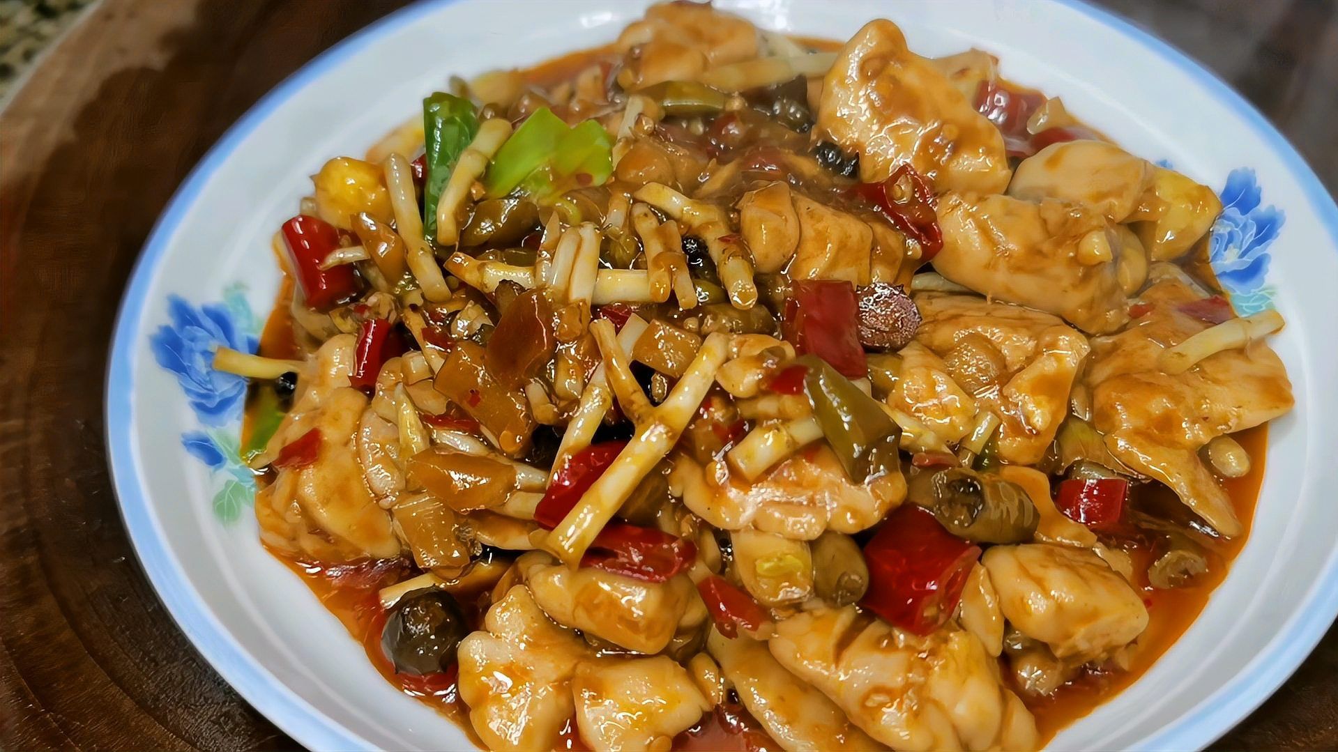 哪些魚的魚白可以食用，魚白是什么廚師長教你魚白的做法,嫩滑入味還不腥 哪些魚的魚白可以食用，魚白是什么廚師長教你魚白的做法,嫩滑入味還不腥 龍魚百科 第2張