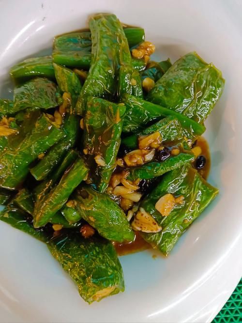辣椒炒肉的具體做法 辣椒炒肉的具體做法 龍魚百科 第1張