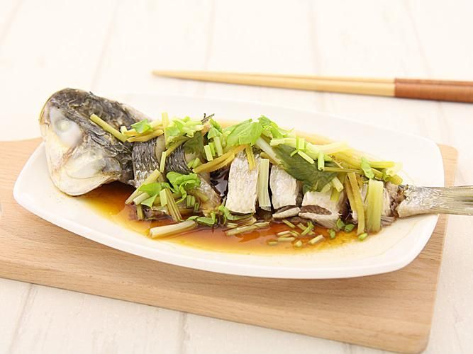 給我推薦一些黑鱗魚的食譜，中式黑鱗魚的做法