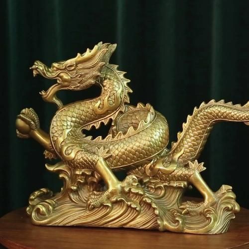金龍擺件的最佳擺放位置，金龍擺件招財進寶、鎮宅辟邪、提升事業運的重要作用