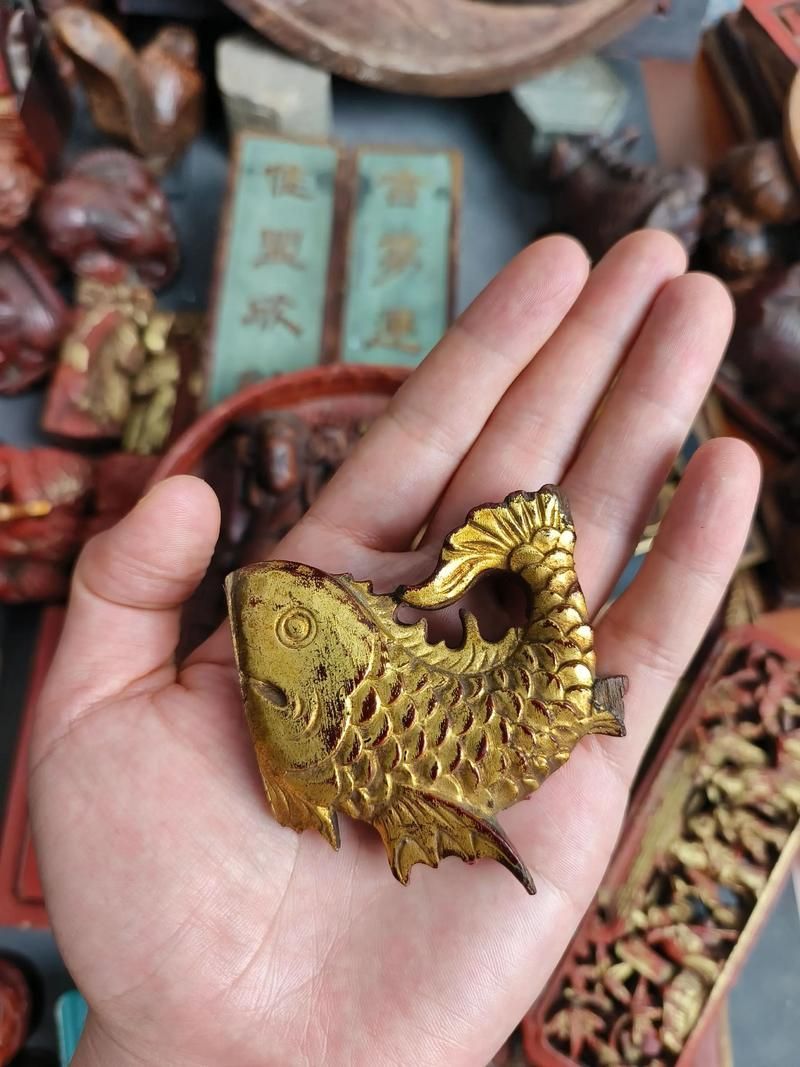 給我提供100張木雕魚的圖片，如何在網上尋找木雕魚圖片 給我提供100張木雕魚的圖片，如何在網上尋找木雕魚圖片 龍魚百科 第8張