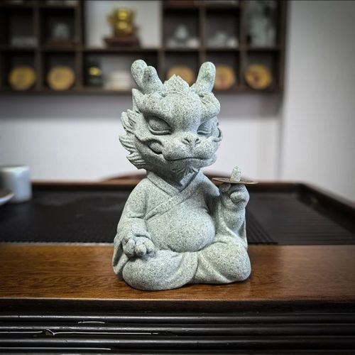 魚缸龍擺件有哪些材質選擇，魚缸龍擺件的材質選擇