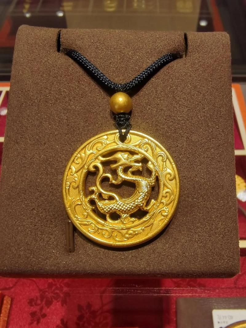 能否提供更多生龍主題的藝術品，“生龍”主題的藝術作品欣賞 能否提供更多生龍主題的藝術品，“生龍”主題的藝術作品欣賞 龍魚百科 第11張